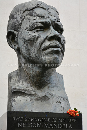 Reaction to the death of Nelson Mandela, London UK