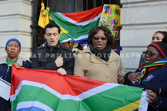 Reaction to the death of Nelson Mandela, London UK