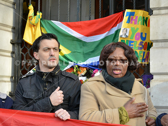 Reaction to the death of Nelson Mandela, London UK